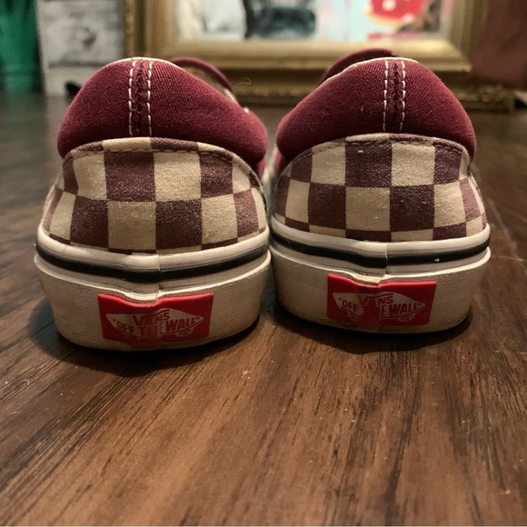 Maroon and white checkerboard used Vans Slip ons womens 8 men’s 6.5 - Picture 6 of 6
